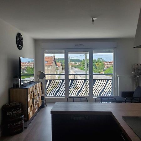 Joli Appartement Proche Du Centre-Reseau Orange Pour Capter Сен-Фаржо-Понтьєррі Екстер'єр фото